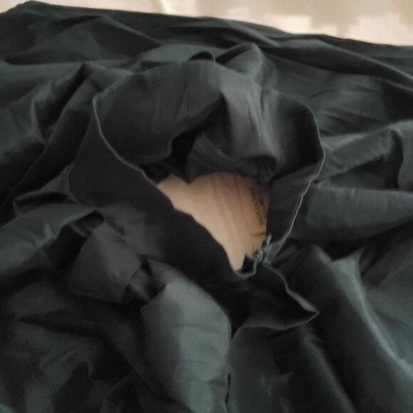 Hunter Green Calf Skirt [Forever 21 Iris] [Size M] - Picture 6 of 7